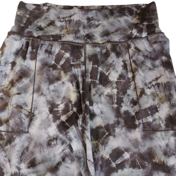Athleta Salutation Printed Joggers Calypso Navy Tie Dye Pockets Athleisure Sz M - Picture 3 of 9